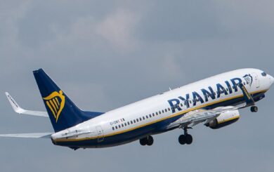 В Польше самолет Ryanair вылетел на четыре часа раньше: 130 пассажиров остались в аэропорту
