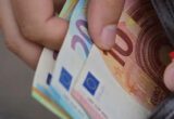 Українцям у Німеччині можуть відмовити у соцвиплатах: яке майно перевіряє Jobcenter