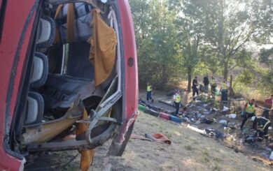 Польский автобус с 59 людьми перевернулся на трассе в Венгрии: 12 погибших