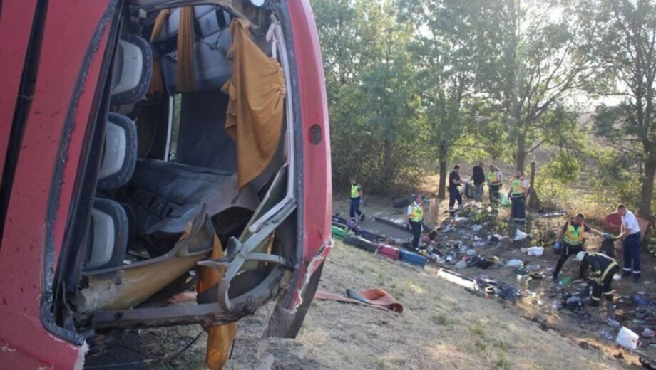 Польский автобус с 59 людьми перевернулся на трассе в Венгрии: 12 погибших