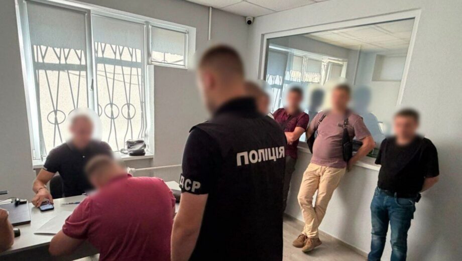 Мобілізували навіть померлих: на Закарпатті викрили схему в ТЦК
