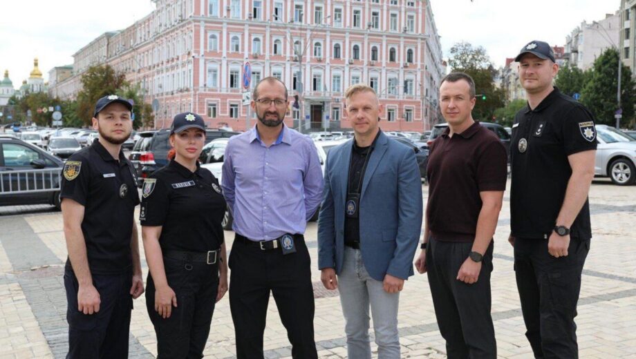 Обіцяли ”вигідні інвестиції” і ошукали громадян Чехії на 8,4 млн грн: у Києві викрили шахрайський call-центр