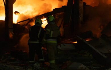 Балістична атака на Київ: пошкоджено дитячу лікарню та складське приміщення