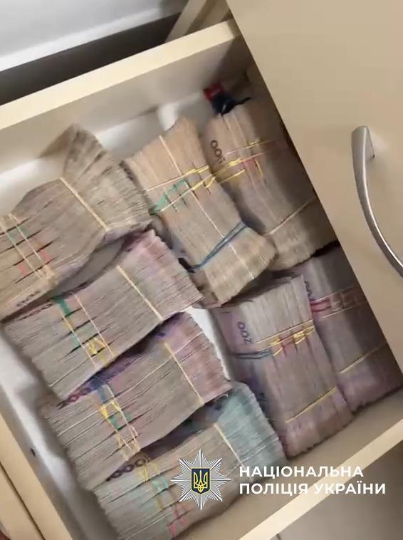 Працювали під виглядом обмінника валют і крипти: організатору мережі Money 24/7 оголосили підозру