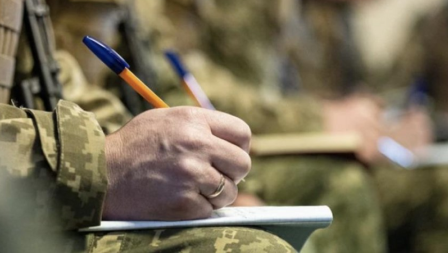 Відстрочка через догляд чи бронювання на роботі: юристи пояснили, що надійніше