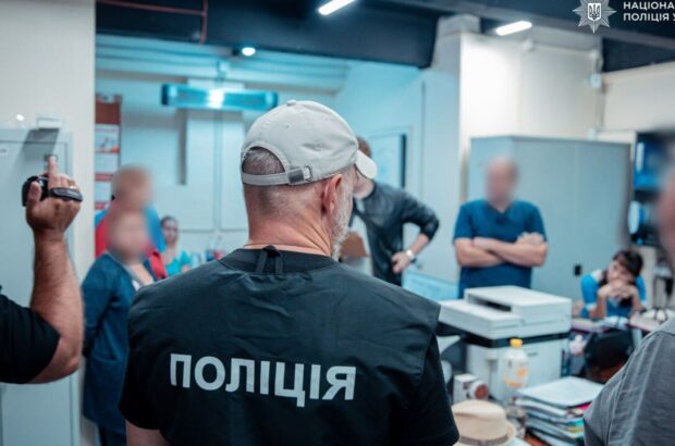 На Буковині викрили схему з вилучення анатомічних матеріалів для біоімплантів: затримано чотирьох осіб