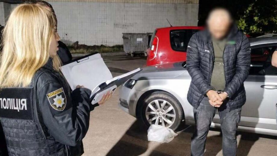В Киеве задержан мошенник, выманивший у пенсионеров более 12,5 млн грн под видом проверки СБУ