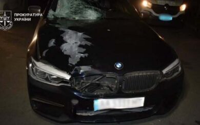 Летел 149 км/ч и смертельно сбил мужчину на Дарницком мосту: водителя BMW приговорили к 6 годам