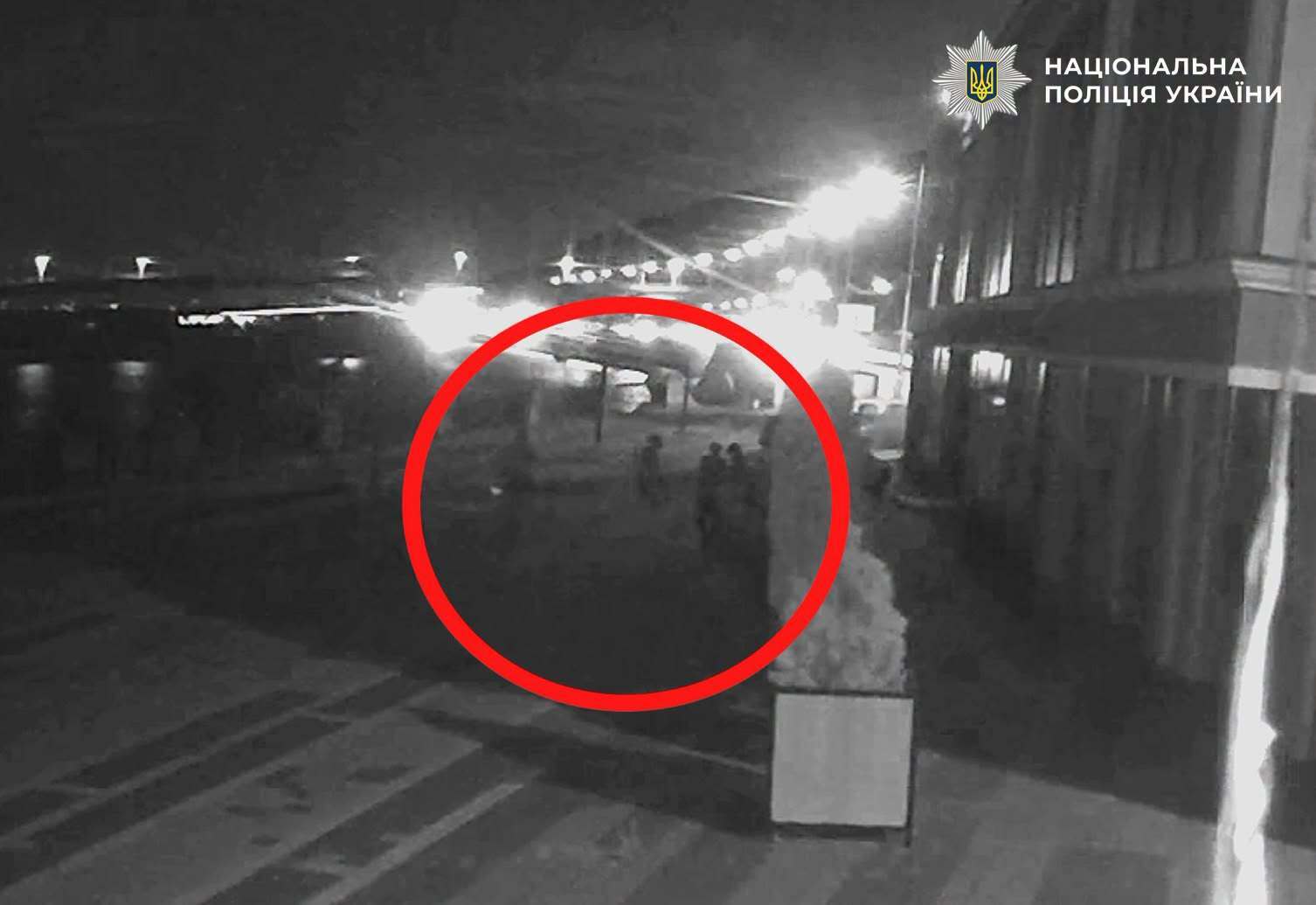 Напали среди улицы: в Киеве двое подростков жестоко избили женщин