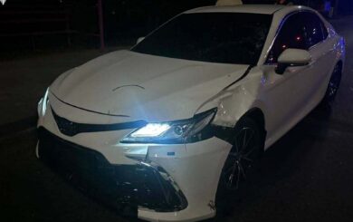 Проїхав на червоне та на смерть збив водія електроскутера: у Києві повідомили про підозру 23-річному водієві