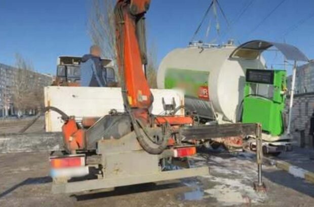 У Дніпрі викрили нелегальну АЗС із дизелем сумнівного походження: справу передали до суду