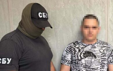 На Рівненщині затримали коригувальника: приховані смартфони мали допомагати рф наводити удари по заходу України