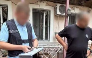 $5 тисяч за ”довічну” інвалідність: на Одещині лікаря та його спільника викрили на схемі