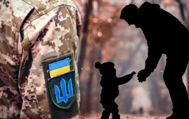 ТЦК может доставить отца с ребенком: когда мужчина имеет право на отсрочку и какие документы нужны
