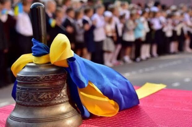 В Киеве будут менять формат обучения в зависимости от угроз: какие варианты подготовили школы