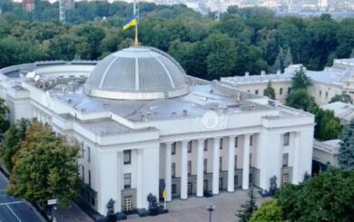 Из-за постоянных тревог Рада может изменить формат заседаний: что предлагают депутатам