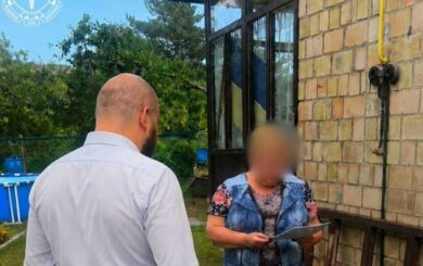 Переплата почти 1,7 млн грн на досках и фанере: экс-чиновнице КГГА сообщили о подозрении