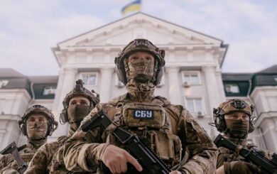 Обстрелы, диверсии и теракты: СБУ призвала украинцев быть особенно бдительными 24 августа