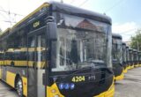 У Києві на маршрути вийшли ще 8 нових тролейбусів: чим обладнали транспорт