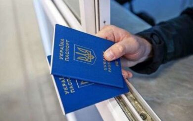 Українці в Польщі можуть втратити 800 Плюс з 1 вересня: кого стосується
