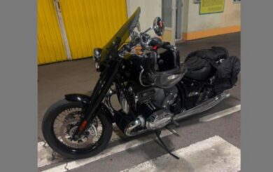 На Закарпатті зупинили BMW у міжнародному розшуку: мотоцикл викрали у Великій Британії