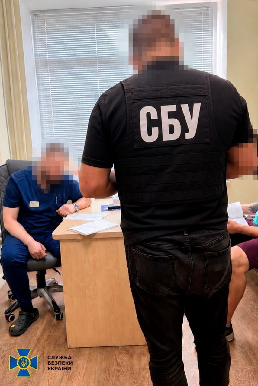 СБУ ліквідувала дев'ять схем ухилення від мобілізації: серед фігурантів адвокати, лікарі та клірик УПЦ