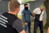 Майора ВСП підозрюють у хабарі за приховування військового із СЗЧ: вилучили BMW X5 та $10 тисяч