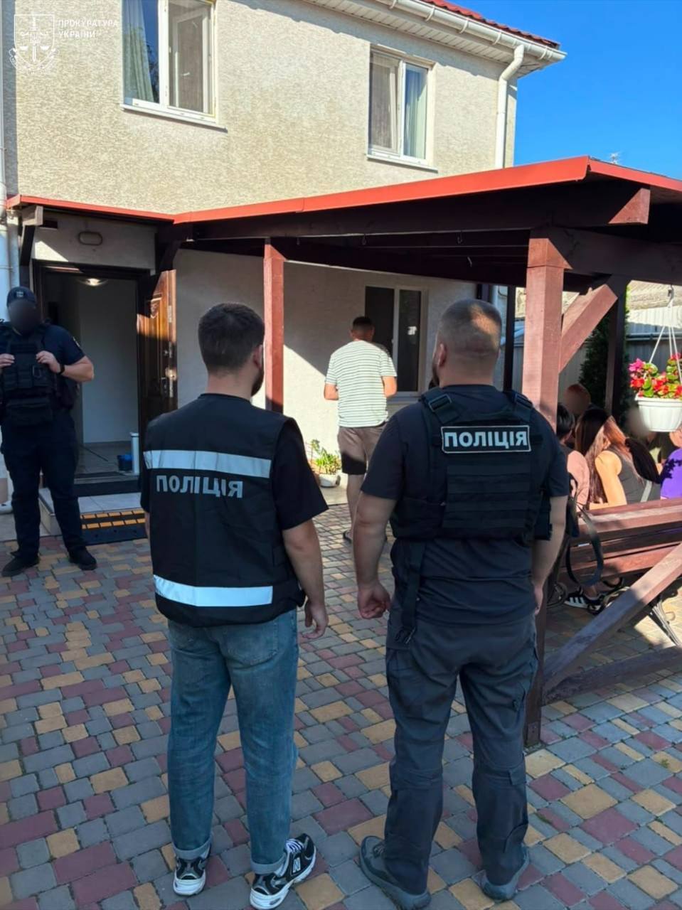 Працювали за їжу: в Одесі викрили псевдорехаб, де експлуатували залежних людей
