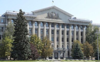8-миллионный дом, BMW и сотни тысяч долларов: что указал в декларации должностное лицо НАВД