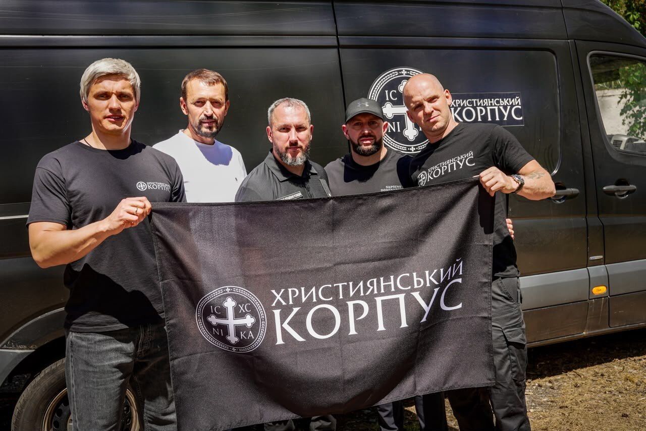 350 апаратів Easy Pulse рятують життя захисників — програма Християнського корпусу та БФ молодіжної ініціативи ''Надія''