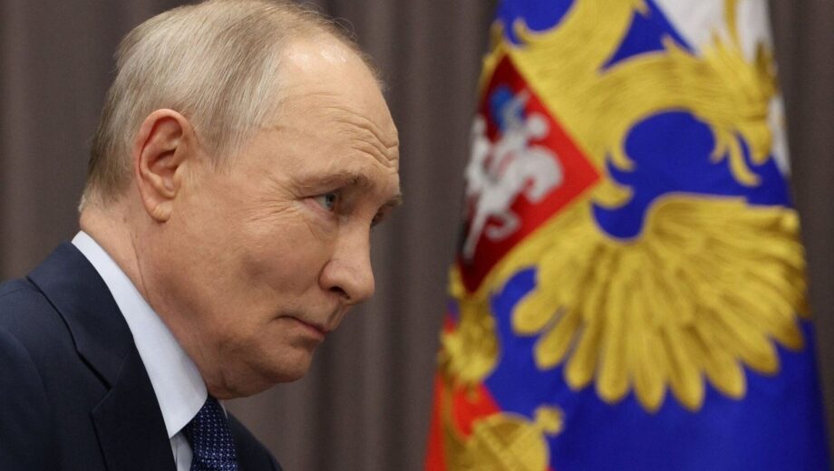 Путін втрачає контроль? Кремль почав переслідувати навіть лояльну опозицію