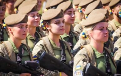 Мобілізація жінок в Україні: Резніков назвав можливу модель служби