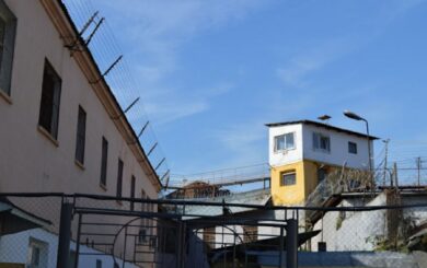 У Львові інспектора установи виконання покарань судитимуть за удар ув’язненого: чоловік втратив зір на одне око