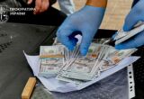 ”Білий квиток” за $20 тисяч: колишнього міліціонера затримали у Києві