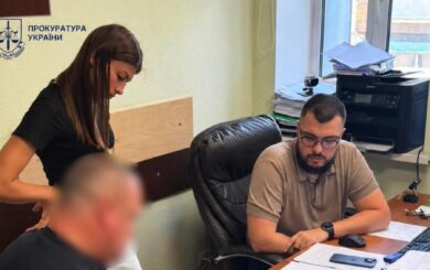 Майже 2 млн грн переплати: у Києві викрили можливу розтрату на закупівлі плоттерів