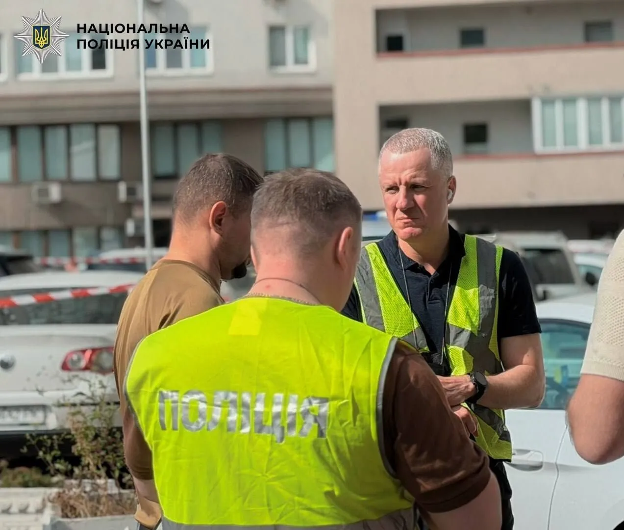 Стрельба в Киеве: полиция проводит спецоперацию по задержанию вооруженного нападающего