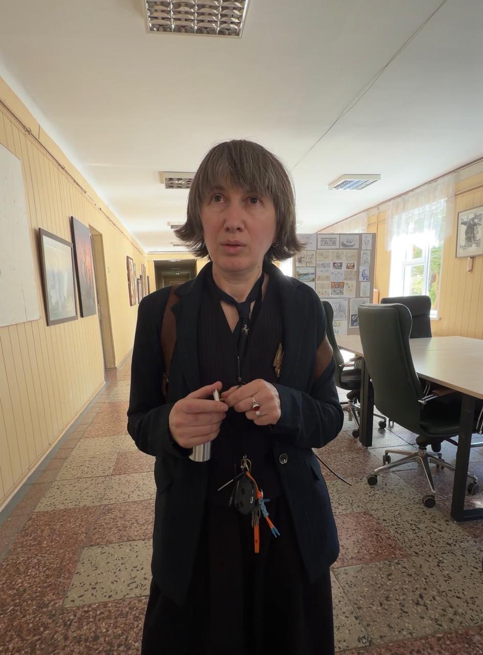 Скандал в художественном лицее им. Шевченко: почему и.о. директора Кахидзе избавилась от патриотических стендов, а ее заместительница сбежала от журналистов?