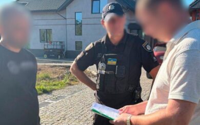 Фальшиві довідки та відстрочки від служби: у Києві підозри отримали шестеро чоловіків