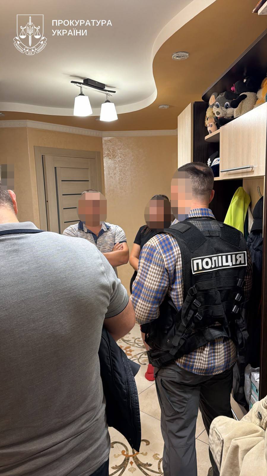 Підозри отримали всі: на Тернопільщині викрили цілу лікарську комісію на схемі з відстрочками