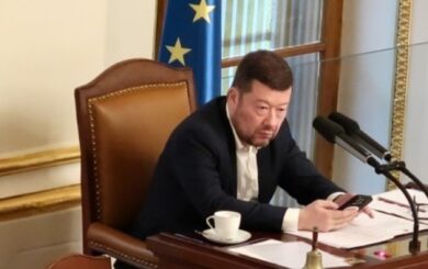 У Чехії заговорили про скасування виплат українцям: політик вимагає жорстких обмежень і депортацій