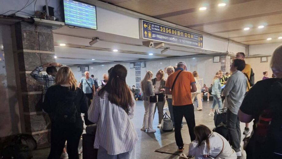 Потяги запізнюються на години: найбільше – рейс Миколаїв–Львів