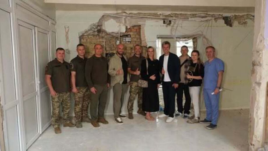 Фонд Revived Soldiers Ukraine передав військовому госпіталю роботизовану систему Da Vinci за $2 млн