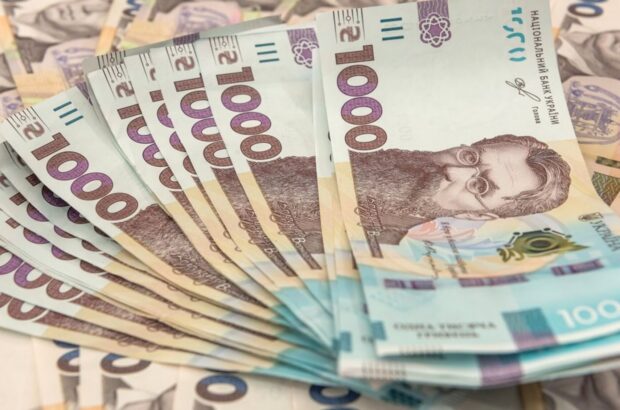 Понад 2 млн грн переплати за світло для шкіл і садків: прокуратура звернулася до суду через постачальників