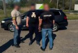 Во Львовской области будут судить мужчину: за $11 тысяч он обещал организовать незаконный выезд за границу