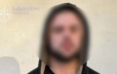 Відправляв психотропи поштою по Україні: жителя Чернівців засудили до 9 років