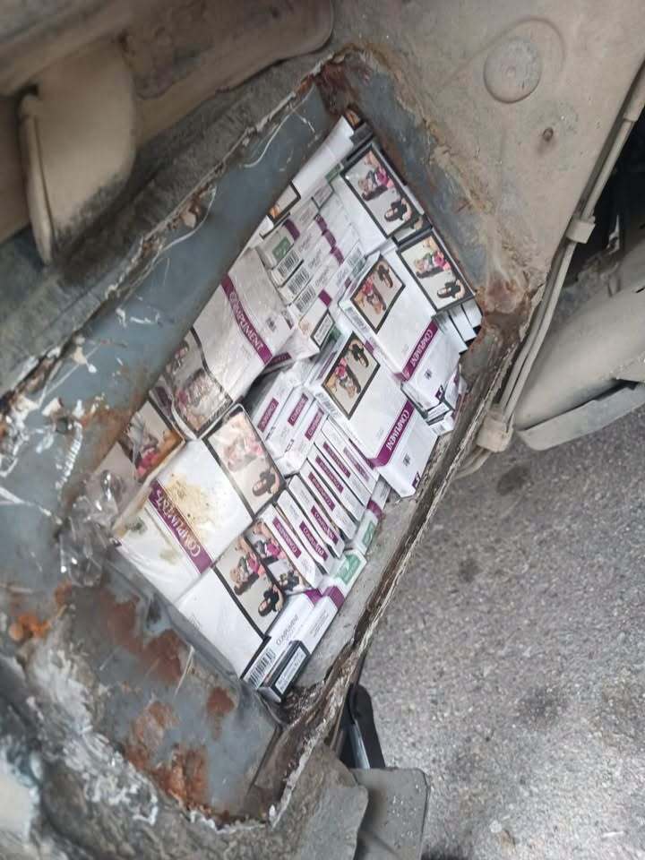 Амур винюхав схованку: на Закарпатті митники знайшли в BMW X6 понад 1600 пачок сигарет