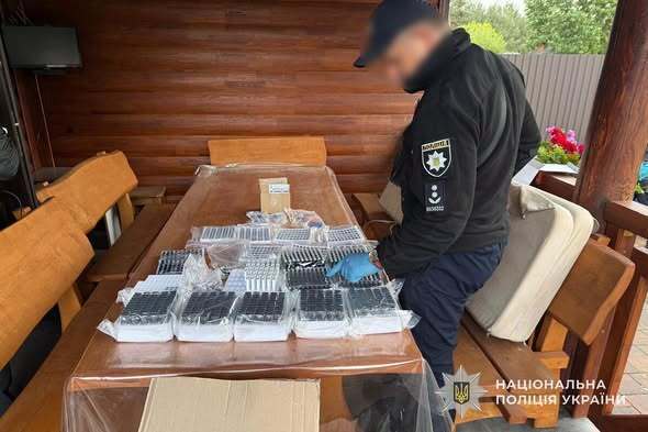 Наркотики под видом CBD-продукции: в Тернопольской области разоблачили сеть со сбытом в шести областях