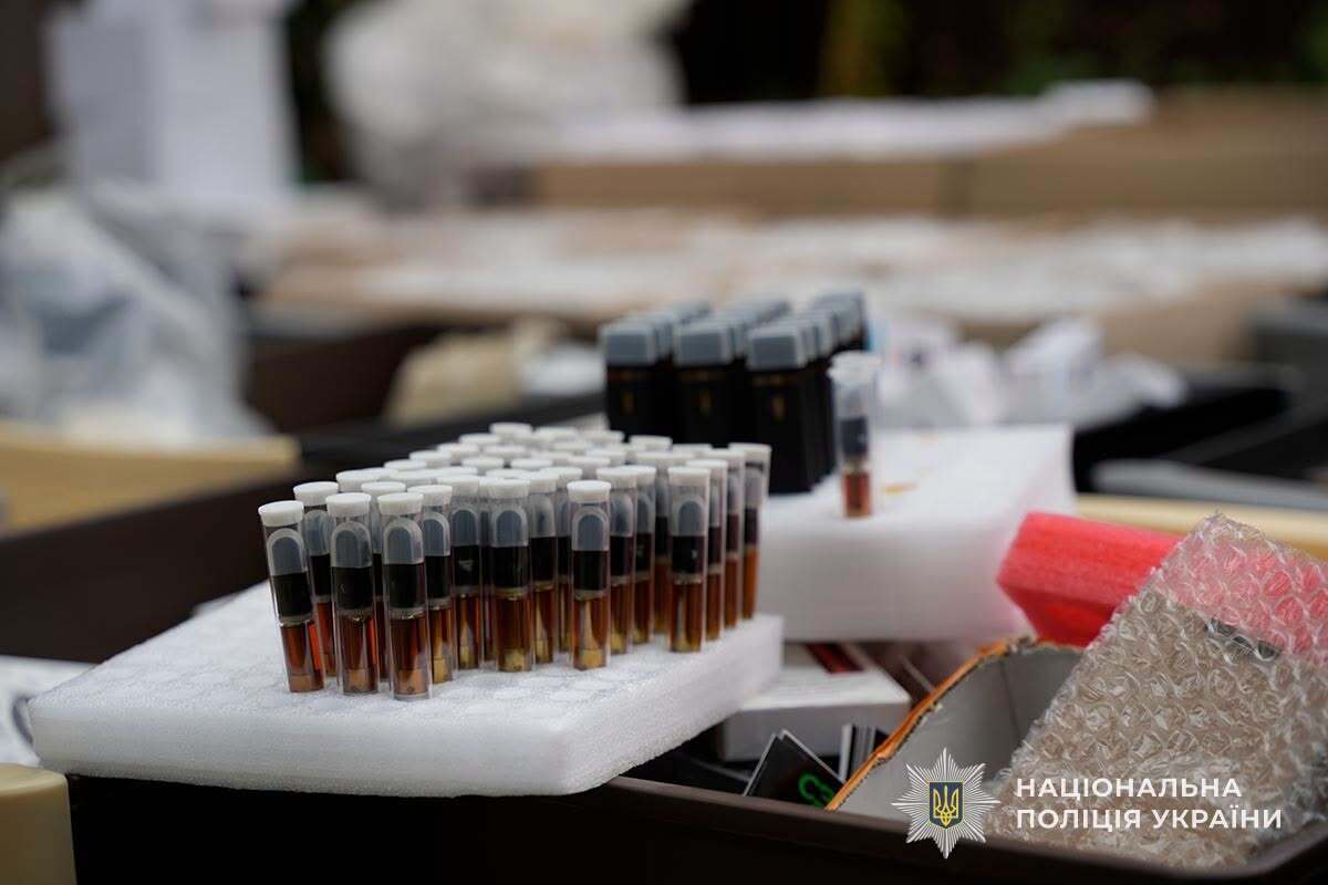 Наркотики під виглядом CBD-продукції: на Тернопільщині викрили мережу зі збутом у шести областях