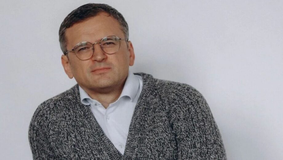 Кулеба пообещал »амнистию» для мужчин, нелегально уехавших из Украины во время войны
