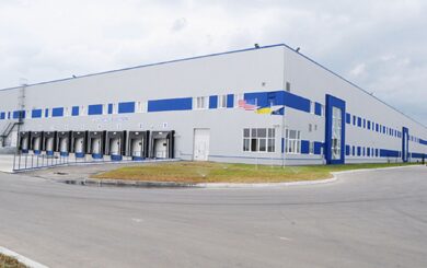 Армія рф вдарила по одному з найбільших фармскладів України